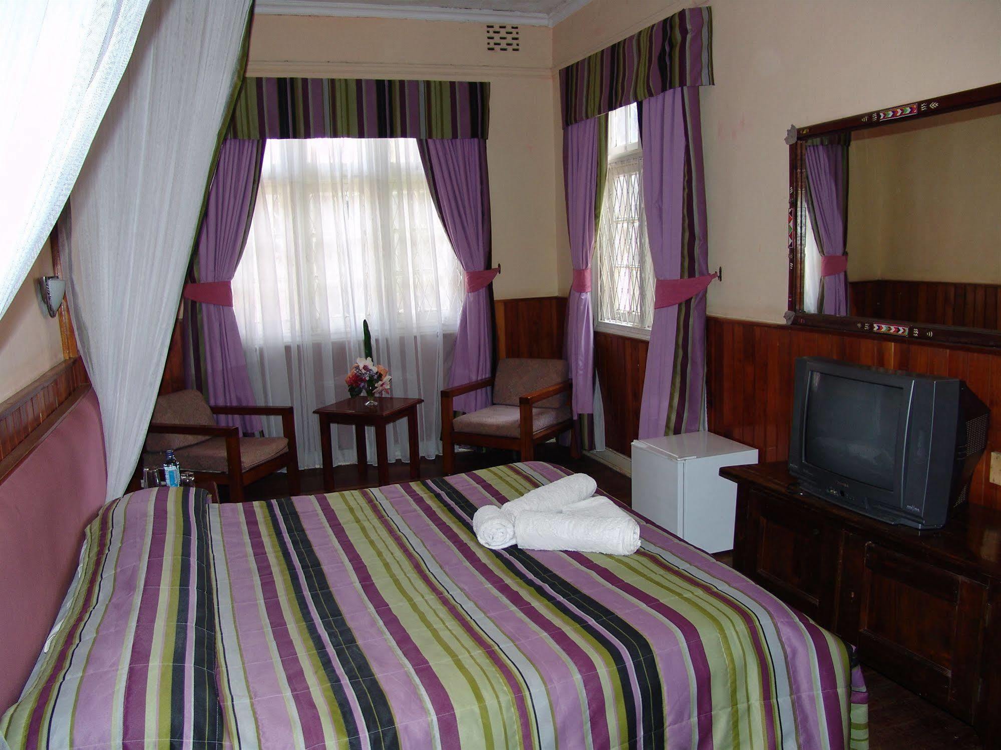 Sirona Getaway Hotel Найроби Экстерьер фото